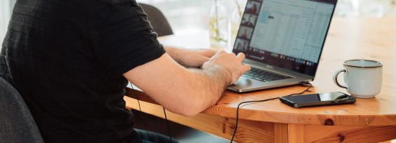 Key Strategies for Mastering SaaS Sales