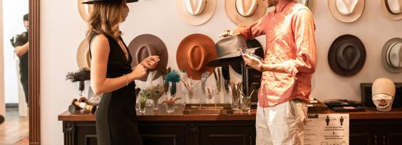 10 Types of Customers and How to Handle Them [Best Practices]